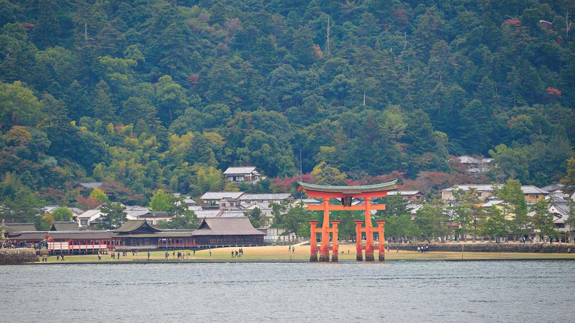 Toyoko Inn Iwakuni Eki Nishi Guchi ภายนอก รูปภาพ